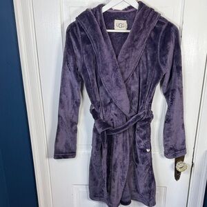 Ugg Women’s Miranda Plush Cozy Warm Hoodie Robe Purple with pockets W2124 Sz XS